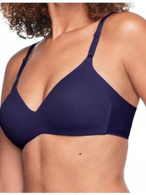 NWT Warner’s 40B Wireless Navy T-shirt Bra